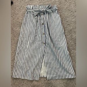 Pull & Bear Knee Length Skirt